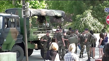 Eiffel Tower public threesome