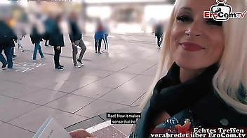 Schlanke Reife deutsche Frau Straßen Flirt EroCom Date casting in berlin
