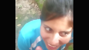 UNA BUENA MAMADA AL AMIGO DE MI NOVIO POR PRIMERA VEZ