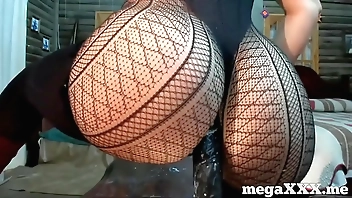 Perfect ass girl rides dildo