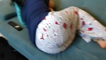 My roommate fell a4sleep and I tried to fuck her without her noticing (part 1)