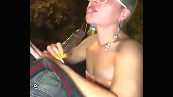 LA MAMADORA MELO SUCKS EVERYWHERE