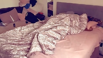 BBC ALARM CLOCK! WAKE DAT ASS UP!