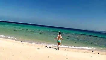 Nippon babe flaunts her fucky body in XXX Tokyo bikini